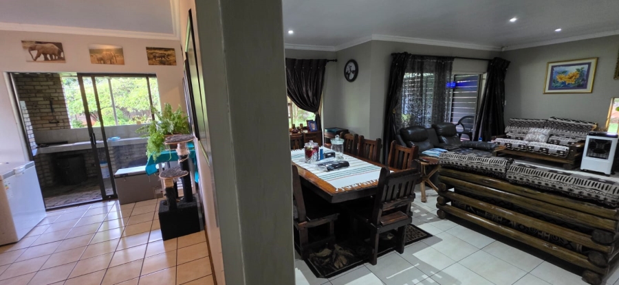 3 Bedroom Property for Sale in Flamwood North West